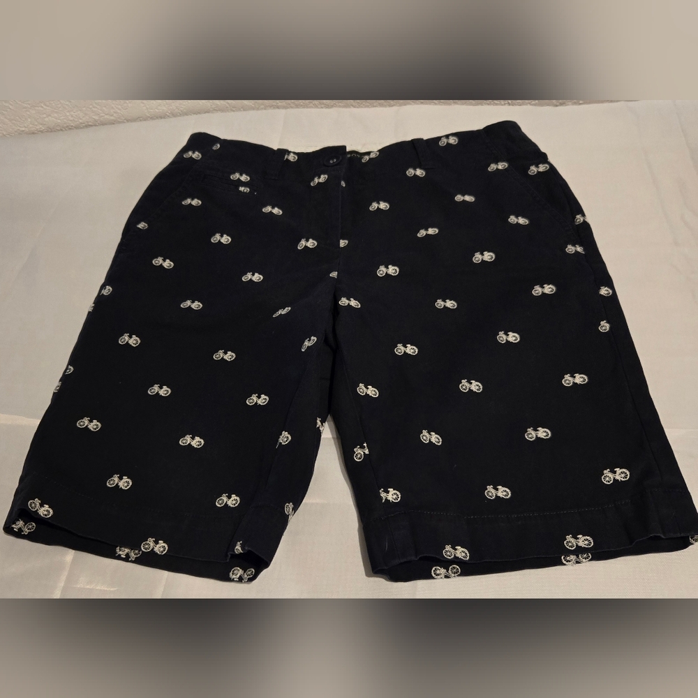 Ladies Talbots Bermuda Shorts Sz 6 Mid Rise 10" Inseam Navy Blue